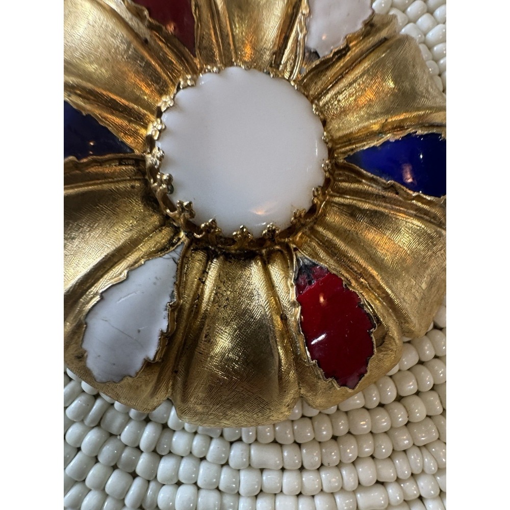 Vintage gold tone brooch pin large flower red white blue enamel white milk bead - Picture 2 of 6